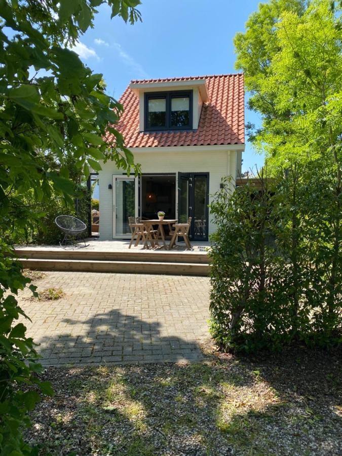 Hello Zeeland - Vakantiehuis Duinenburg 22A ドンブルグ エクステリア 写真